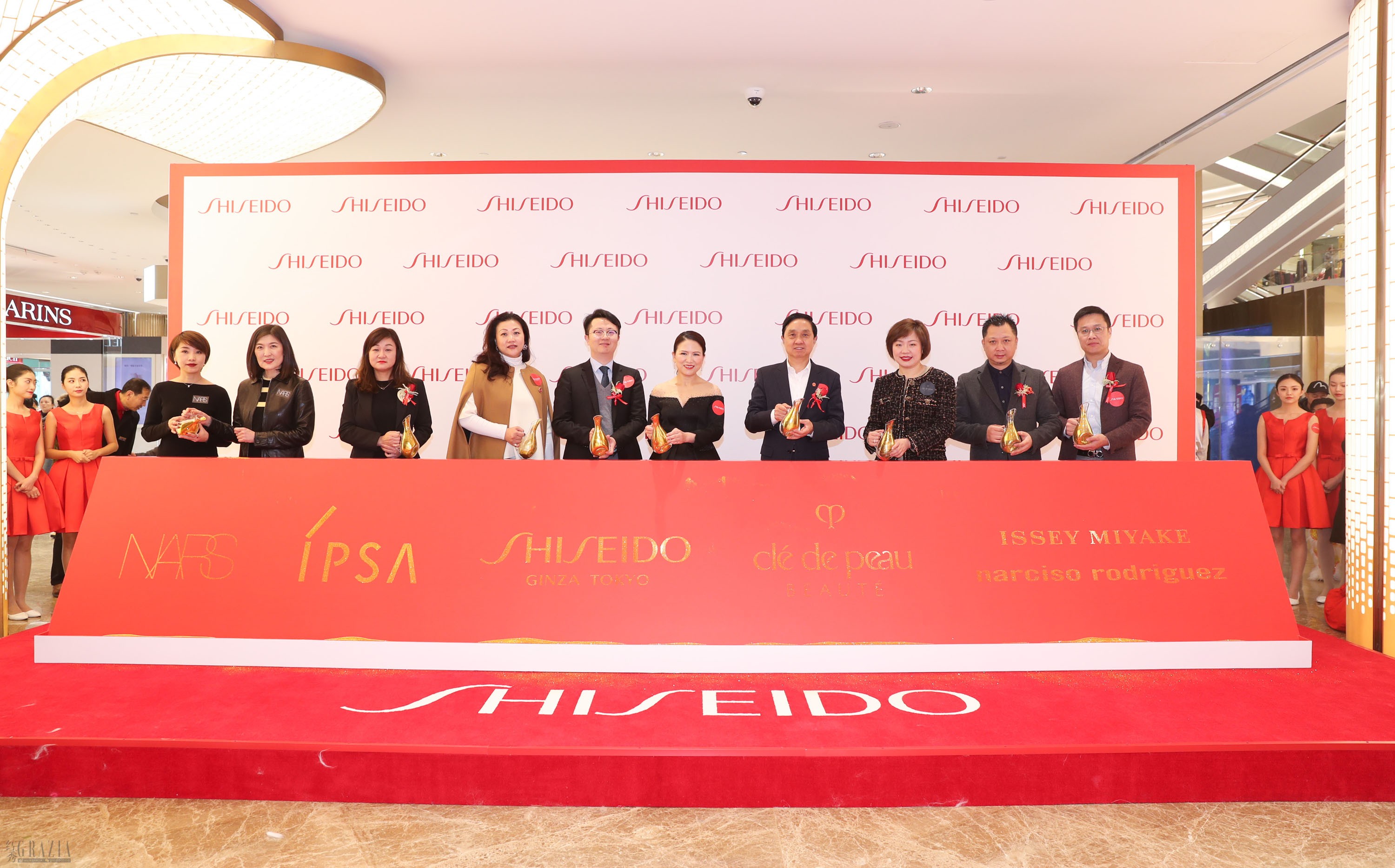 pduoz20200110184852.jpg CPB肌肤之钥上海新世界百货专柜开业剪彩仪式.jpg