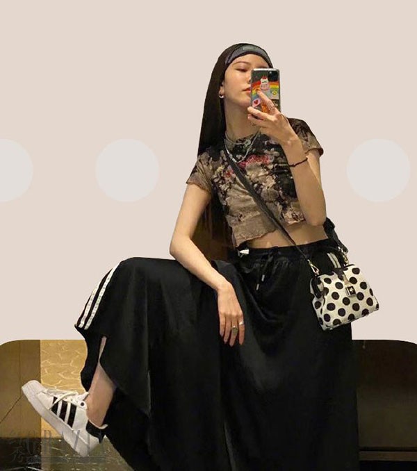 ywnkd20200401170935.jpg 宋妍霏1.jpg