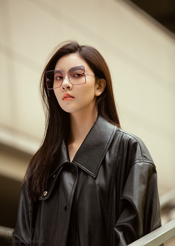 宋妍霏LE MAGNIFIQUE Sunglasses  (1).jpg