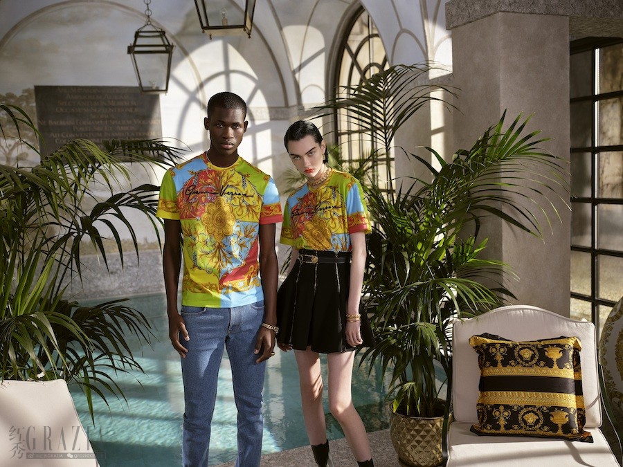 cstuy20200612123650.jpg VERSACE_Summer Capsule (8).jpg