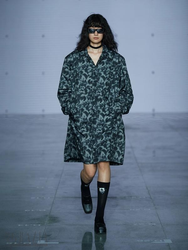 12. 运动豹纹套装 RUNWAY LOOK.jpg