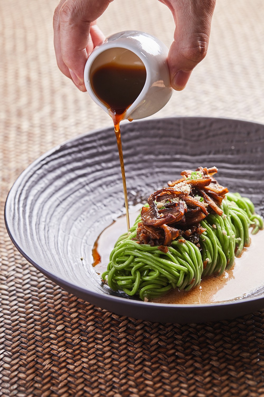 zkazz20210623131933.jpg 手工菠菜担担面Handmade Spinach Noodles with Dandan Sauce_MiXunTeaHouse (1).jpg
