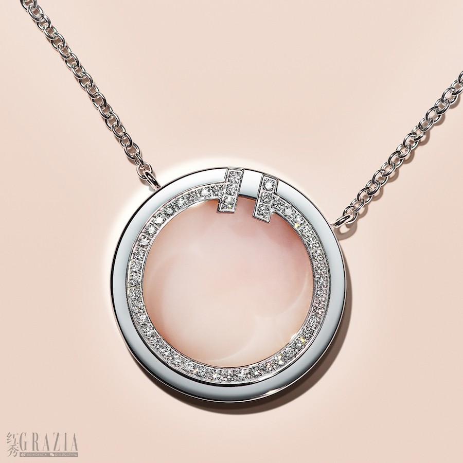 tbqqs20210721124529.jpg Tiffany & Co. 蒂芙尼T系列18K白金镶嵌粉色欧泊及钻石圈形项链.jpg