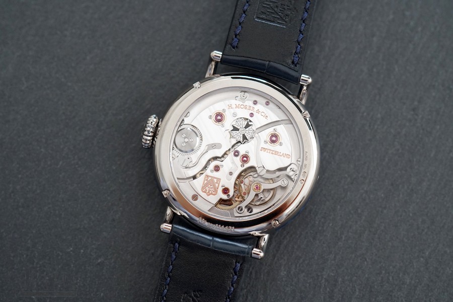 HMoser_8800-0203_Heritage_Perpetual_Calendar_MidnightBlue_Enamel_Lifestyle-06_Caseback__NotForPress_hires.jpg