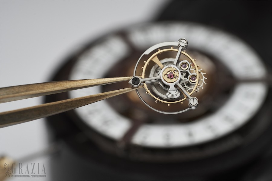 4_宝格丽Octo Roma Central Tourbillon Papillon中置陀飞轮腕制作过程.jpg