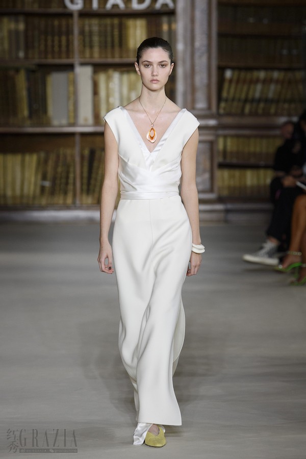 btypd20210923174248.jpg LOOK 32.jpg
