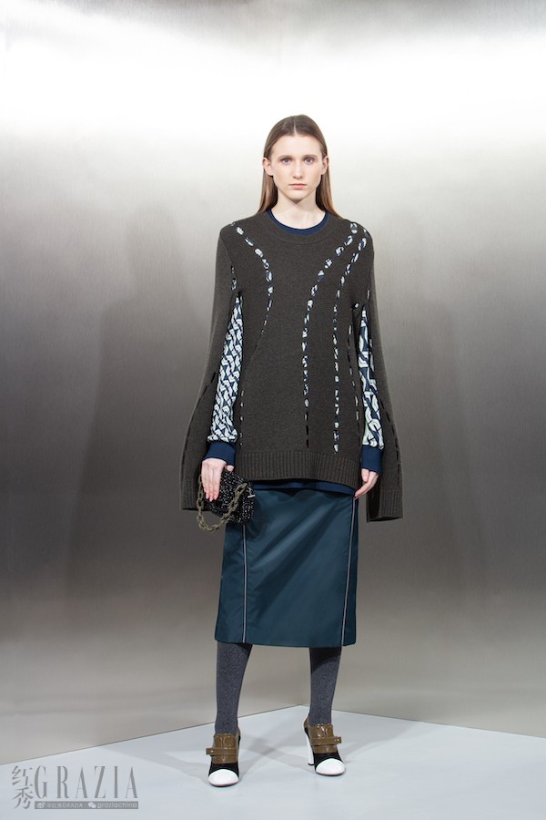 lpitv20210923162148.jpg ANTEPRIMA_FW21_Look 3.jpg