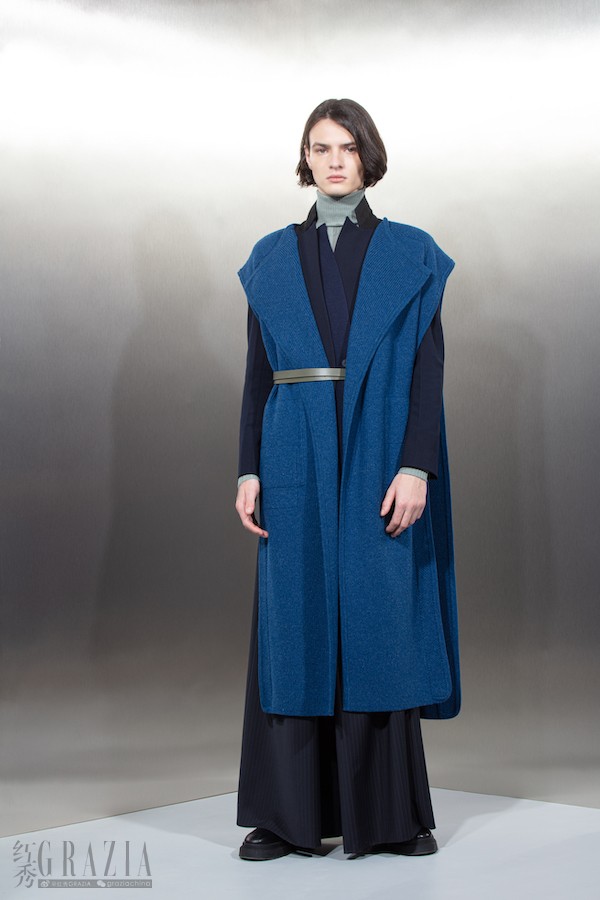 towgu20210923162639.jpg ANTEPRIMA_FW21_Look 28.jpg
