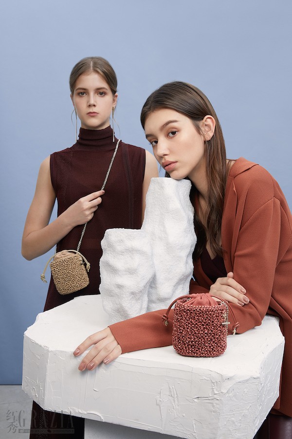 zhbcv20210923162716.jpg ANTEPRIMA WIREBAG_FW21_Look Book 10.jpg
