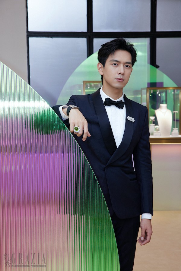 kkuxn20211019135858.jpg 李现-4.jpg