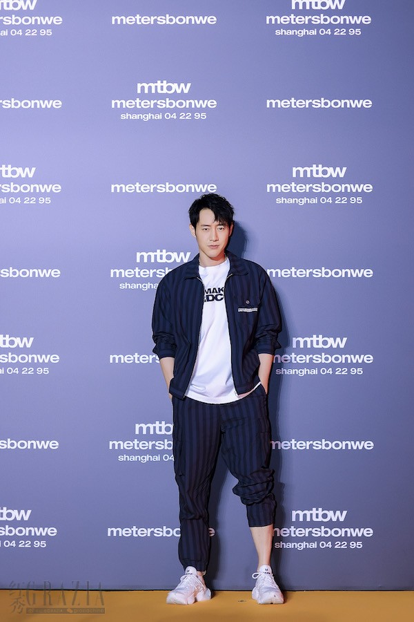 iplmg20211021152323.jpg 背景板 (5).jpg