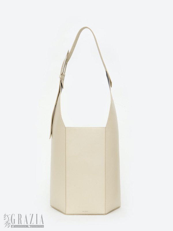 qjehq20211026161346.jpg THE ATTICO SS22 BAGS 07.jpg