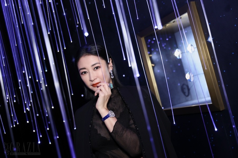 cxcpk20211102181304.jpg 出品人、制作人及著名演员梁静佩戴Chopard萧邦珠宝与腕表 1.jpg