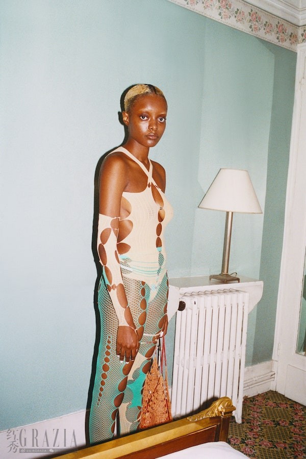 iusao20211102173139.jpeg 00013-Rui-Spring-22-RTW-New-York-credit-Theo.jpeg