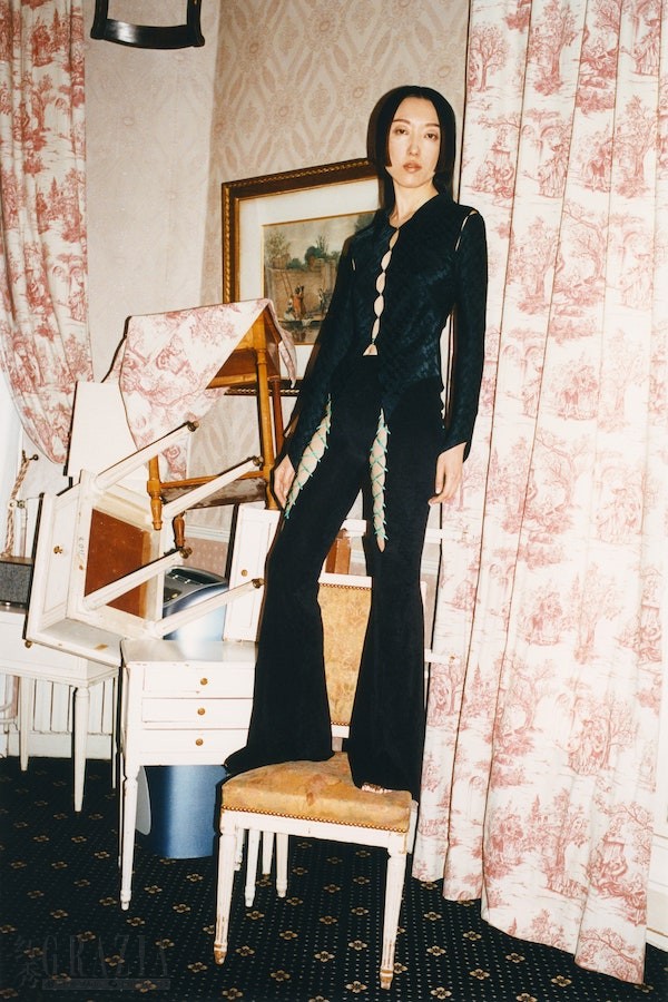 uxhwz20211102173134.jpeg 00015-Rui-Spring-22-RTW-New-York-credit-Theo.jpeg