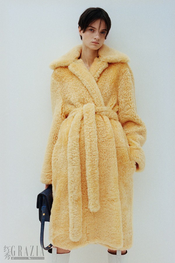 hvezg20211116162826.jpg Proenza Schouler - PS22 - Daniel Shea - 2x3 - Look 23.jpg