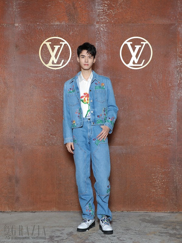 Gong Jun.jpg
