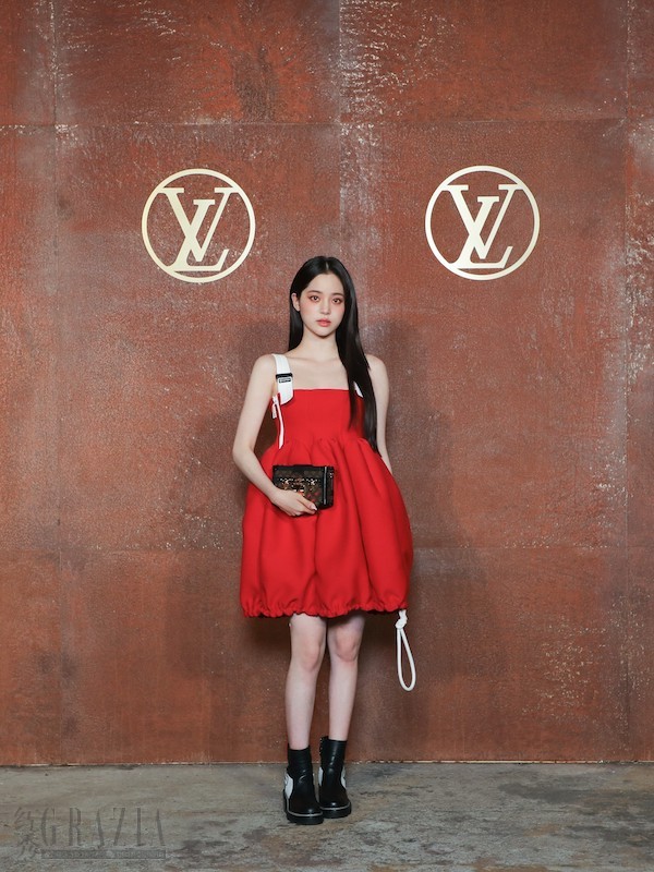 Ouyang Nana.jpg