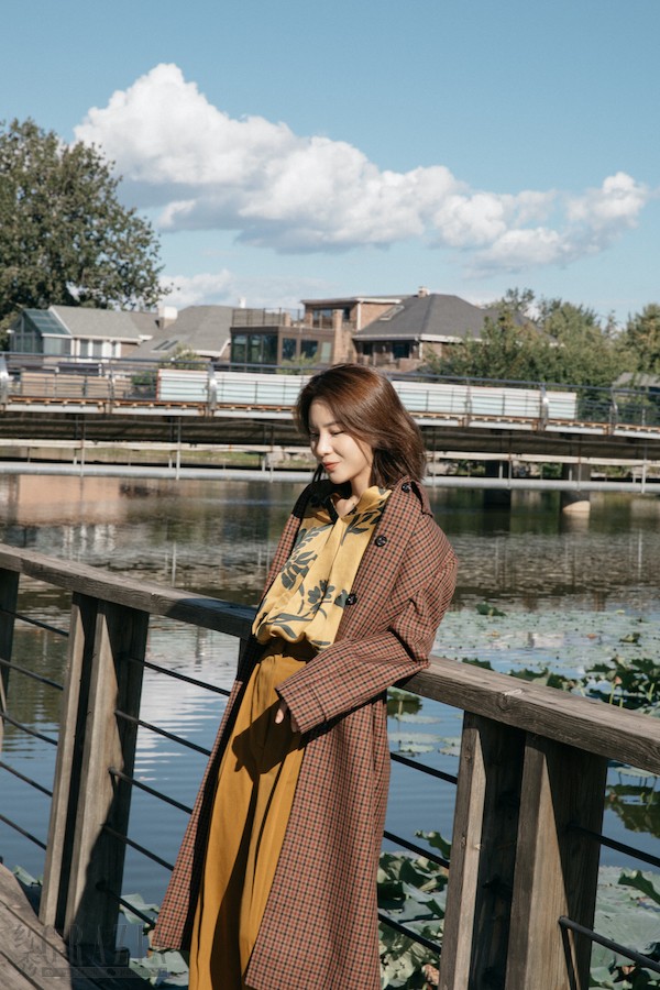 ozres20211126114216.jpg 4.Sijia Wei_LOOK2_2.jpg