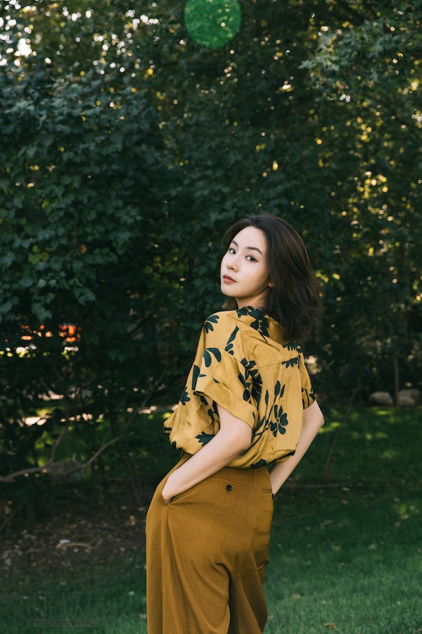 xnutn20211126114223.jpg 4.Sijia Wei_LOOK2_3.jpg