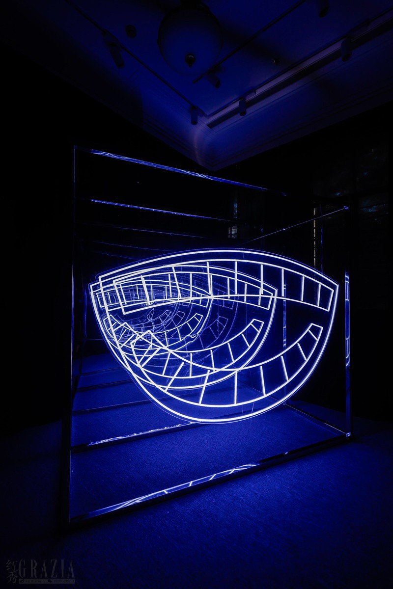 geupk20211201150655.jpg 7.主题「LAUGHING IN THE DARK 黑暗中的笑脸」装置.jpg