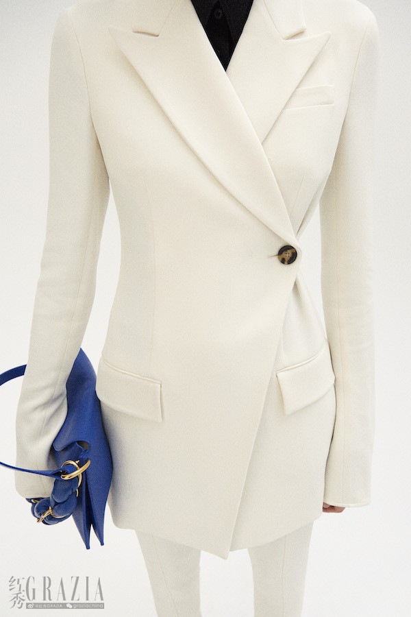 zyusp20211228145009.jpg Proenza Schouler - PF22 - Tim Elkaim - 2x3 - Look 03.jpg