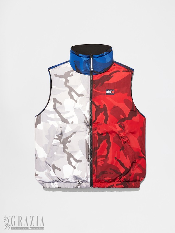 eatmv20220117124436.jpg 211129 TommyJeans_0070 CAMO 2 FRONT 1 MASTER.jpg