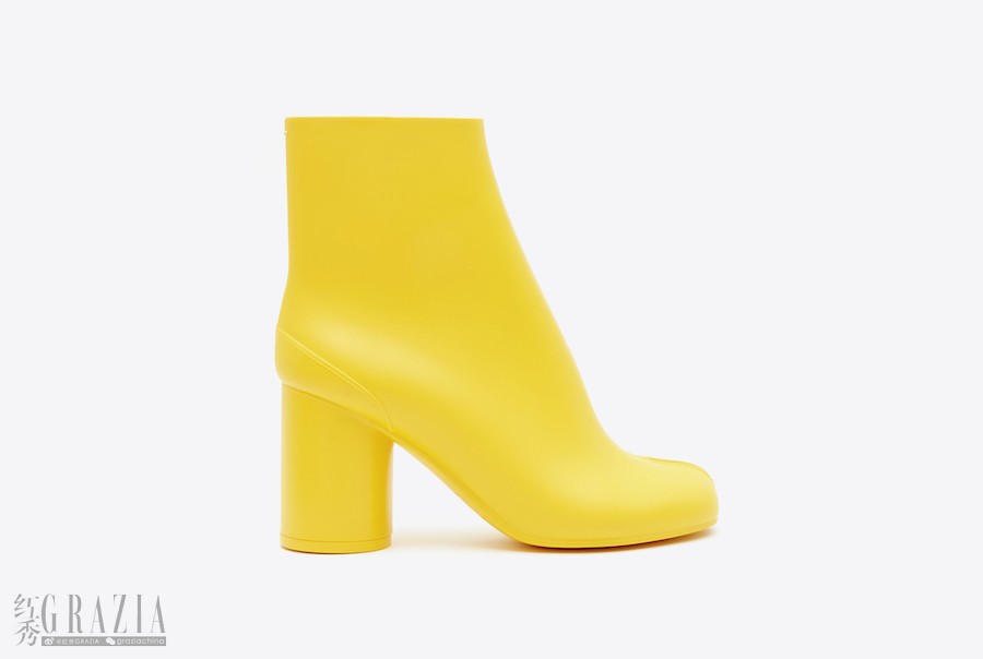 MM_SS22_SHOES_06.jpg
