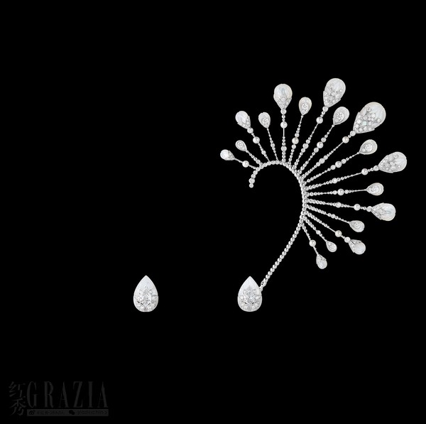 deeaq20220125150546.png Boucheron宝诗龙Histoire de Style, New Maharajahs高级珠宝系列New Padma耳饰.png