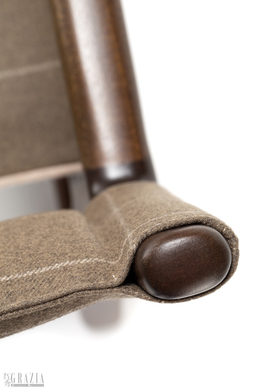 kqmbs20220303171347.jpg Loro Piana Interiors_The Delight Chairs_St. Moritz (12).jpg