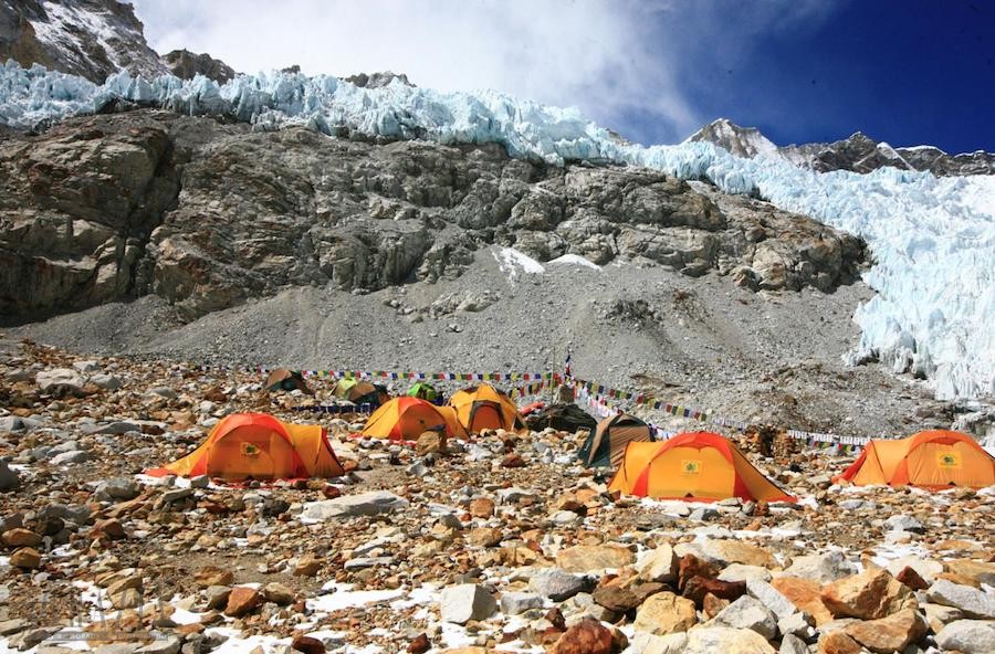 nsdgt20220421154338.jpg 图2KOLON SPORT可隆支持专业运动员、登山队出征探险.jpg