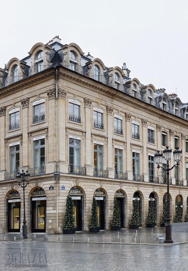 巴黎芳登广场（Place Vendôme）26号的宝诗龙之家.png