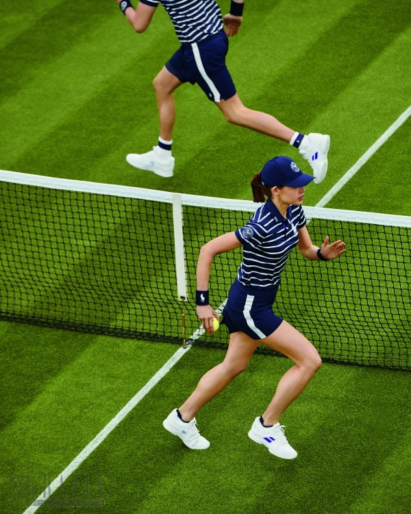 Wimbledon 2022 Ball Girl Action Shot_1.jpg