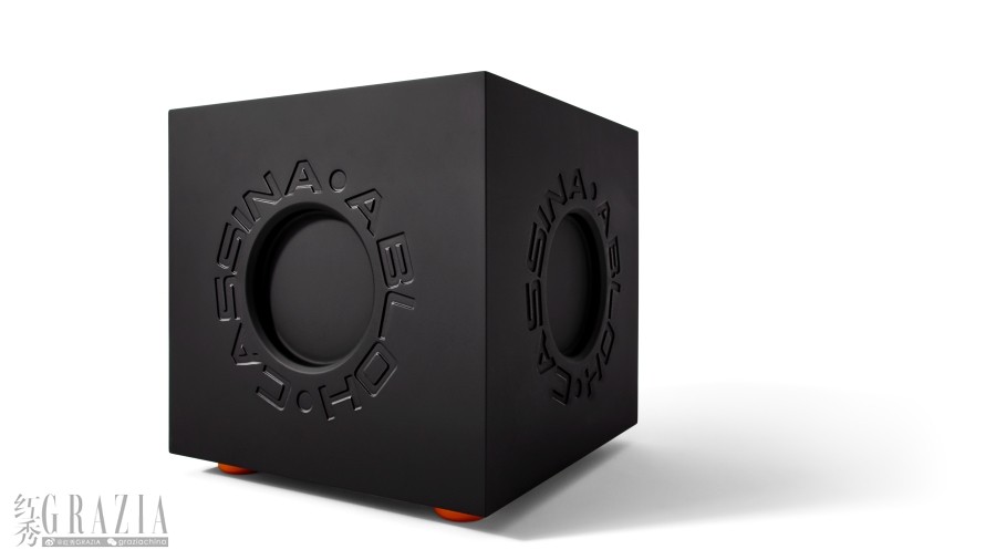 pbvcu20220713234135.jpg 1_CASSINA_Modular Imagination_Virgil Abloh_Luca Merli.jpg