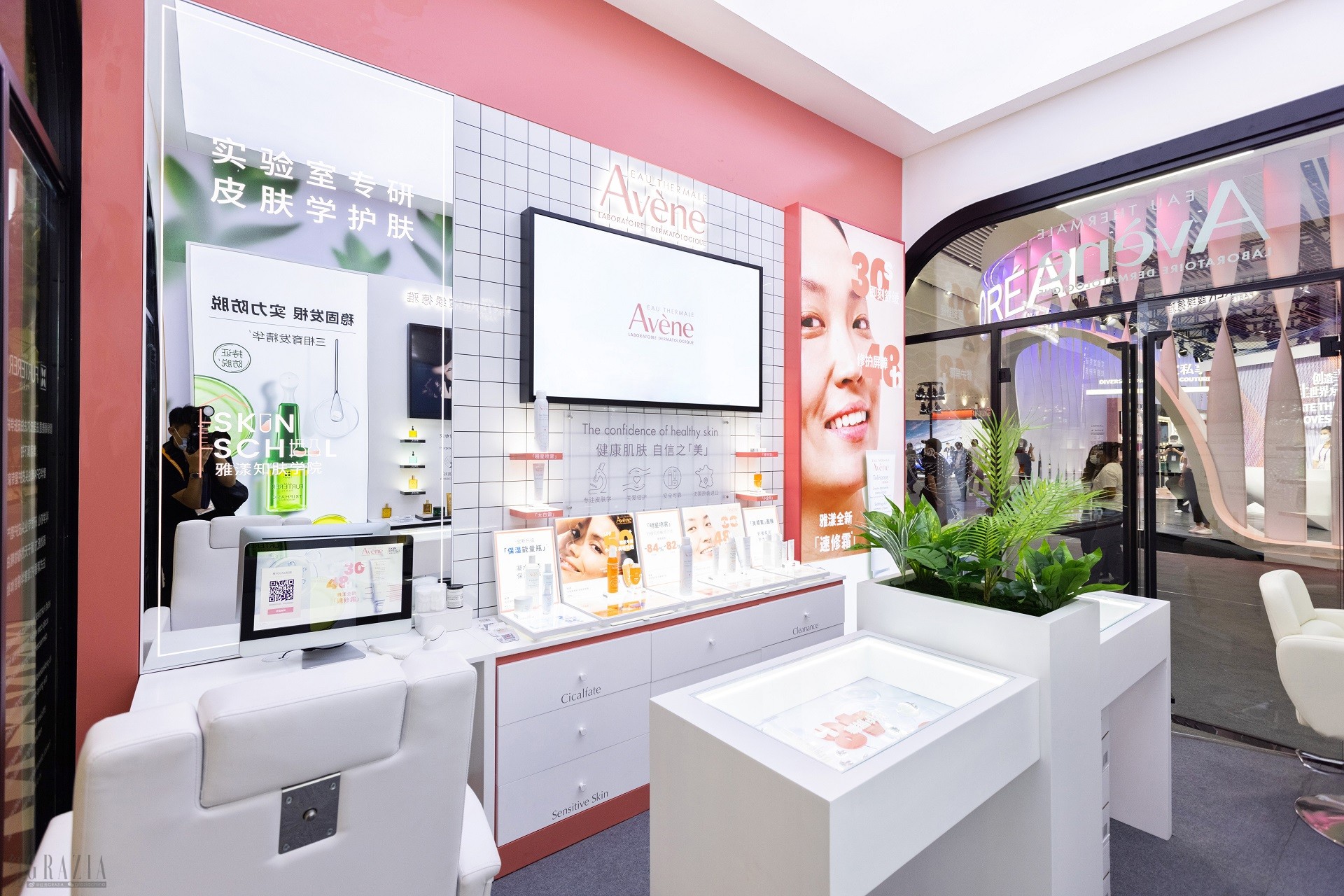 xmcuc20220728165054.jpg 1-1 皮尔法伯集团携旗下品牌雅漾与馥绿德雅亮相消博会.jpg