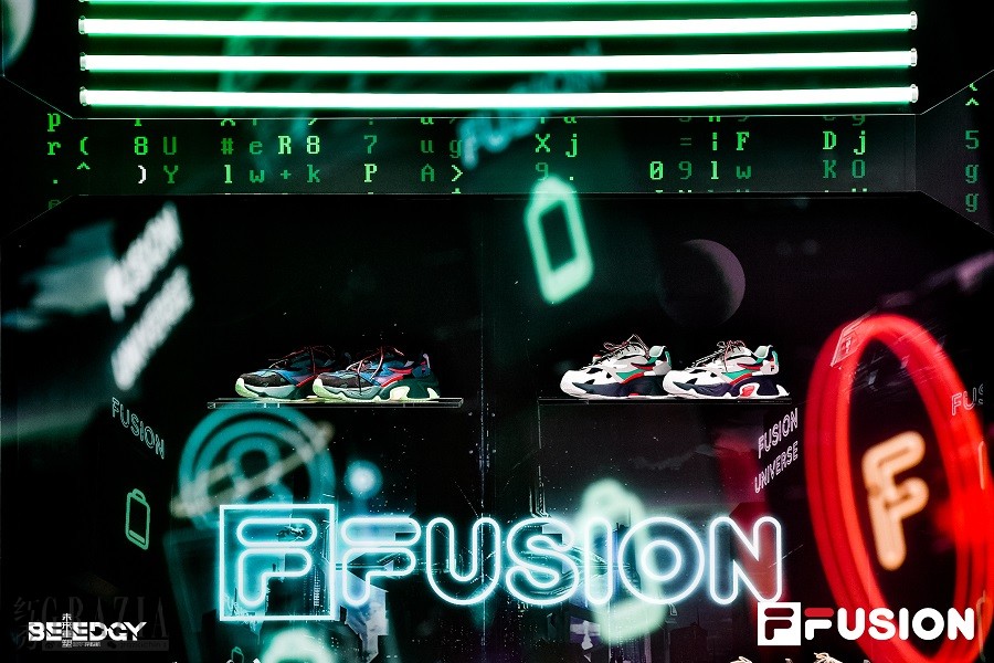 FILA FUSION x FACETASM联名鞋款「FF穿梭机」首发预览 (5).jpg