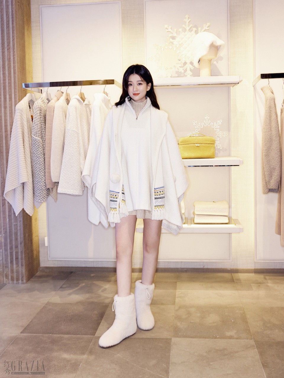 ctilw20221121123017.JPG 图6:意大利奢侈品牌 Loro Piana 特邀演员乔欣优雅出席.JPG