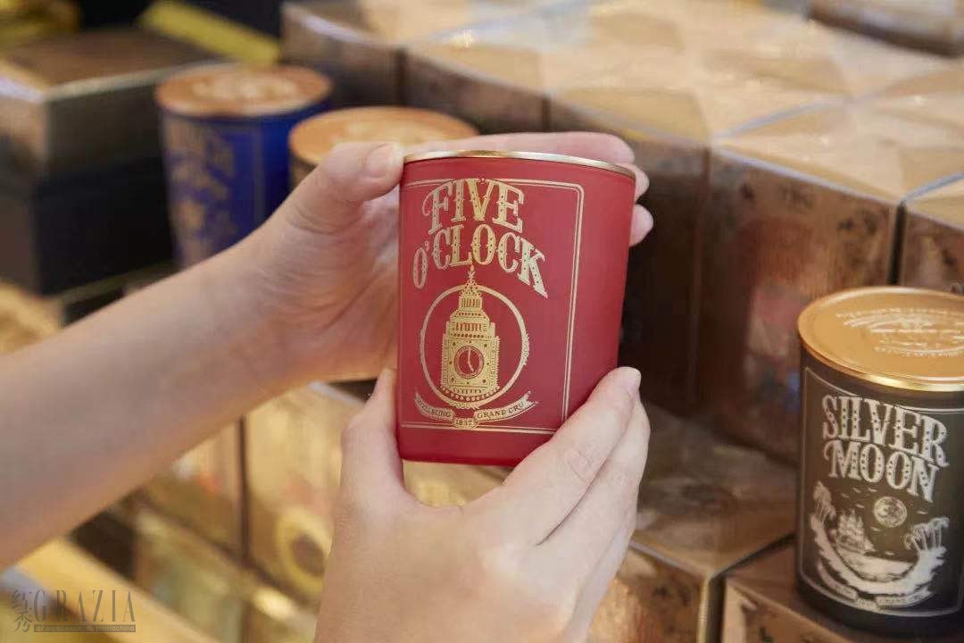 ubodx20221212181023.jpg 五时茗茶熏香蜡烛 (Five O'clock Tea Scented Candle).jpg
