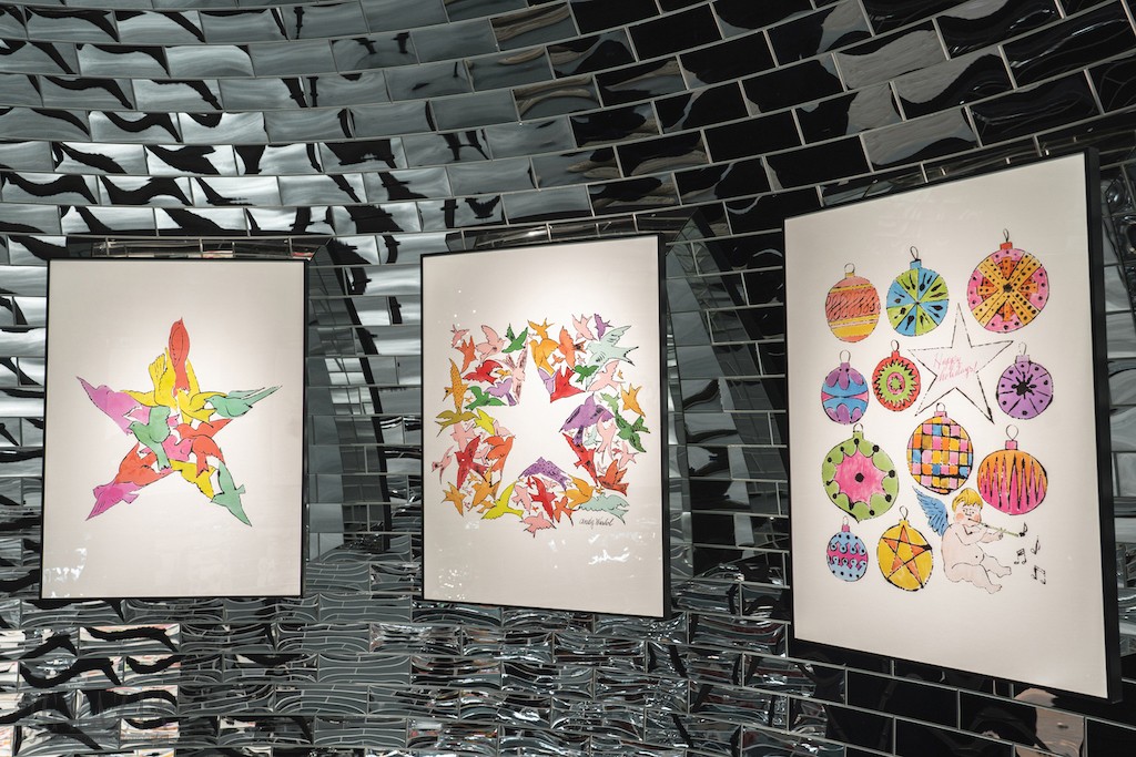 qptyd20221215143457.jpg 蒂芙尼重现安迪·沃霍尔经典节日插画.jpg