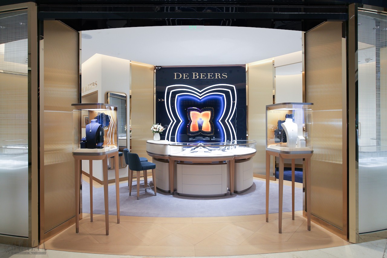 戴比尔斯珠宝 DE BEERS JEWELLERS 合肥银泰中心精品店正面图.jpg