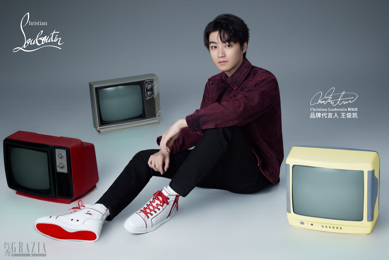 tvkxy20230112175427.JPG Christian Louboutin路铂廷-王俊凯2.JPG