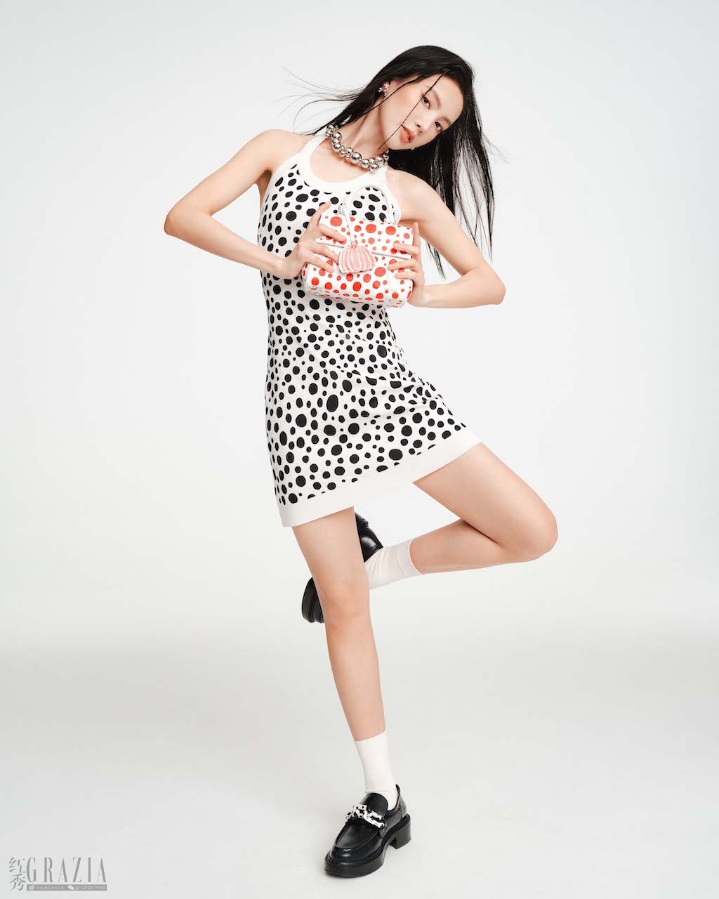 hnkis20230406174124.jpg _1080x1350_CELEBRITY PHOTOS_JIN Chen.jpg