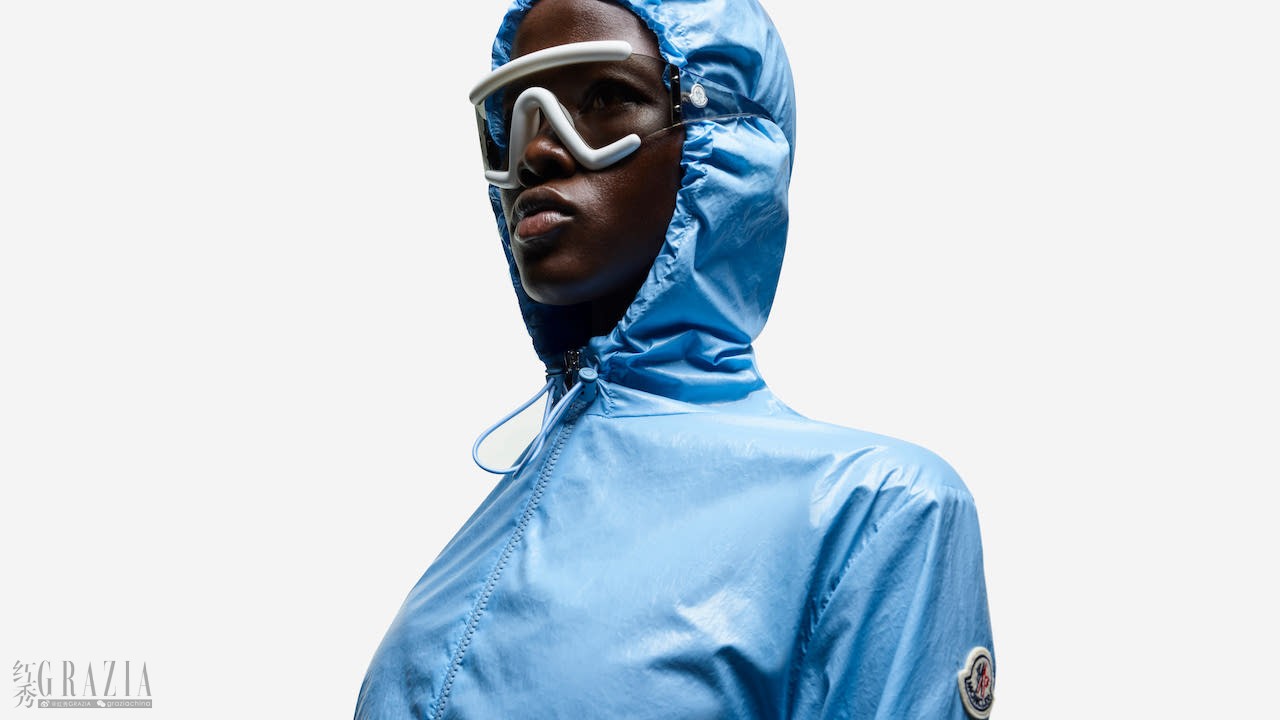 MONCLER_SS23_CROPS_SB76.jpg