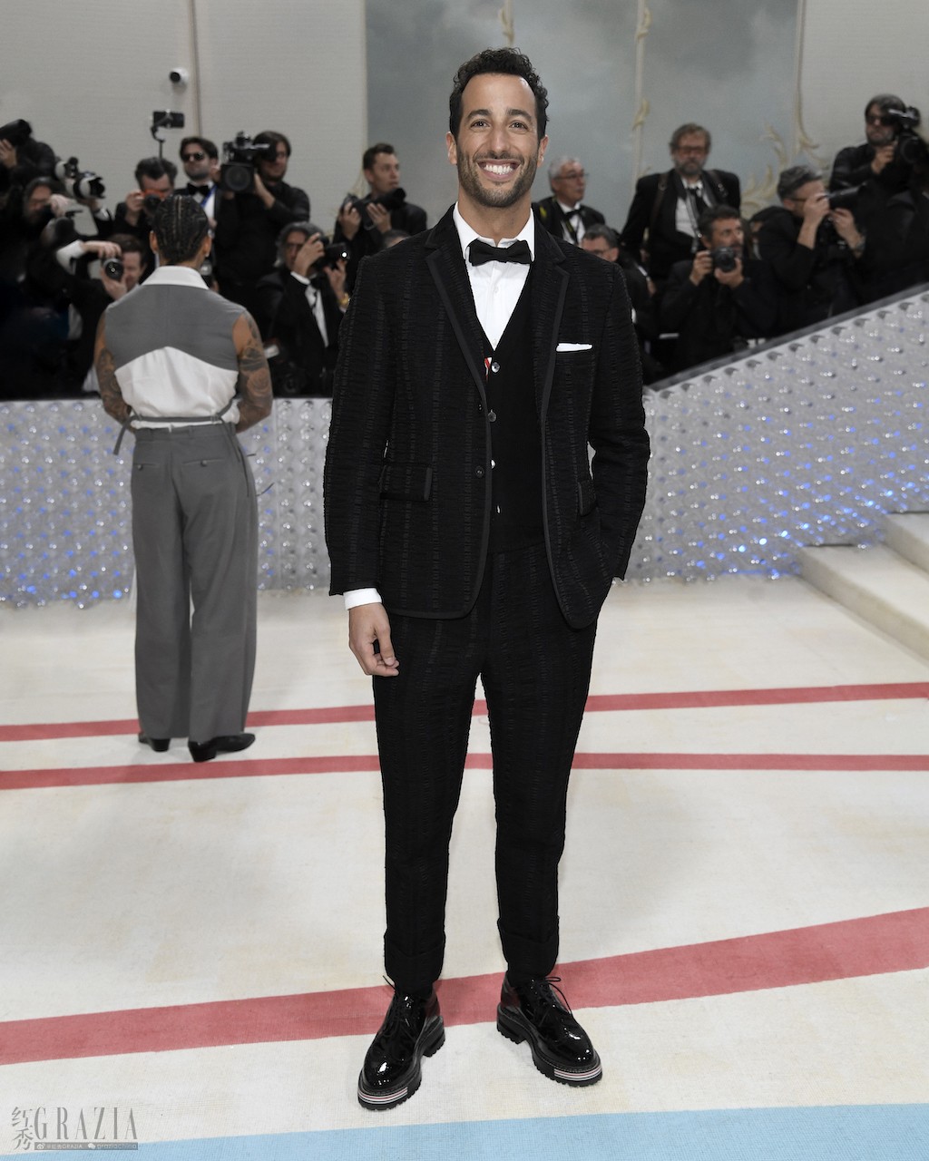 daniel_ricciardo_redcarpet_01_4x5.jpg