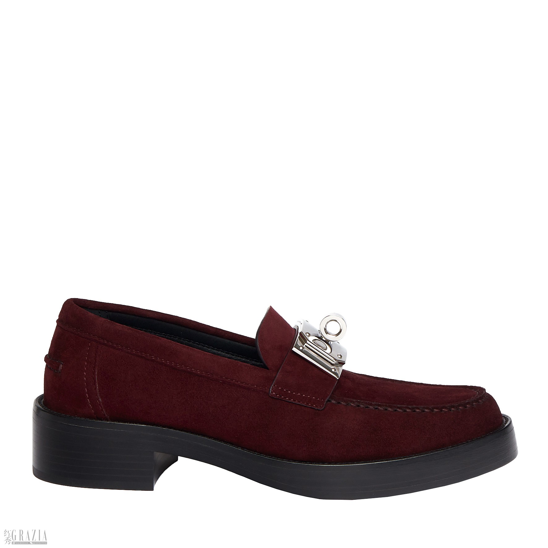 Loafer in suede goatskin AW23 Objets Hermes © Studio des Fleurs (3).jpg