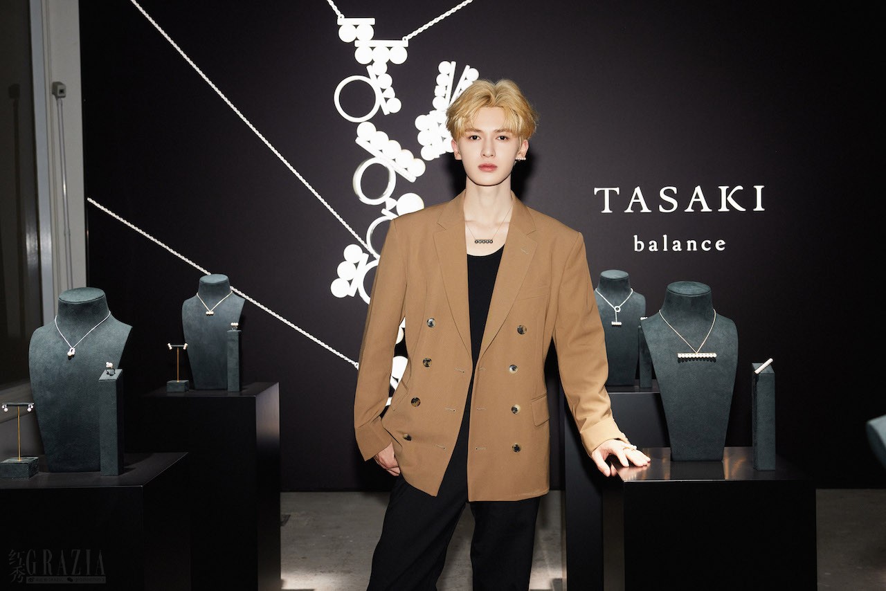 nhwpx20230729172105.jpg TASAKI塔思琦中国区品牌挚友朱正廷出席TASAKI塔思琦珠宝鉴赏及晚宴 (3).jpg