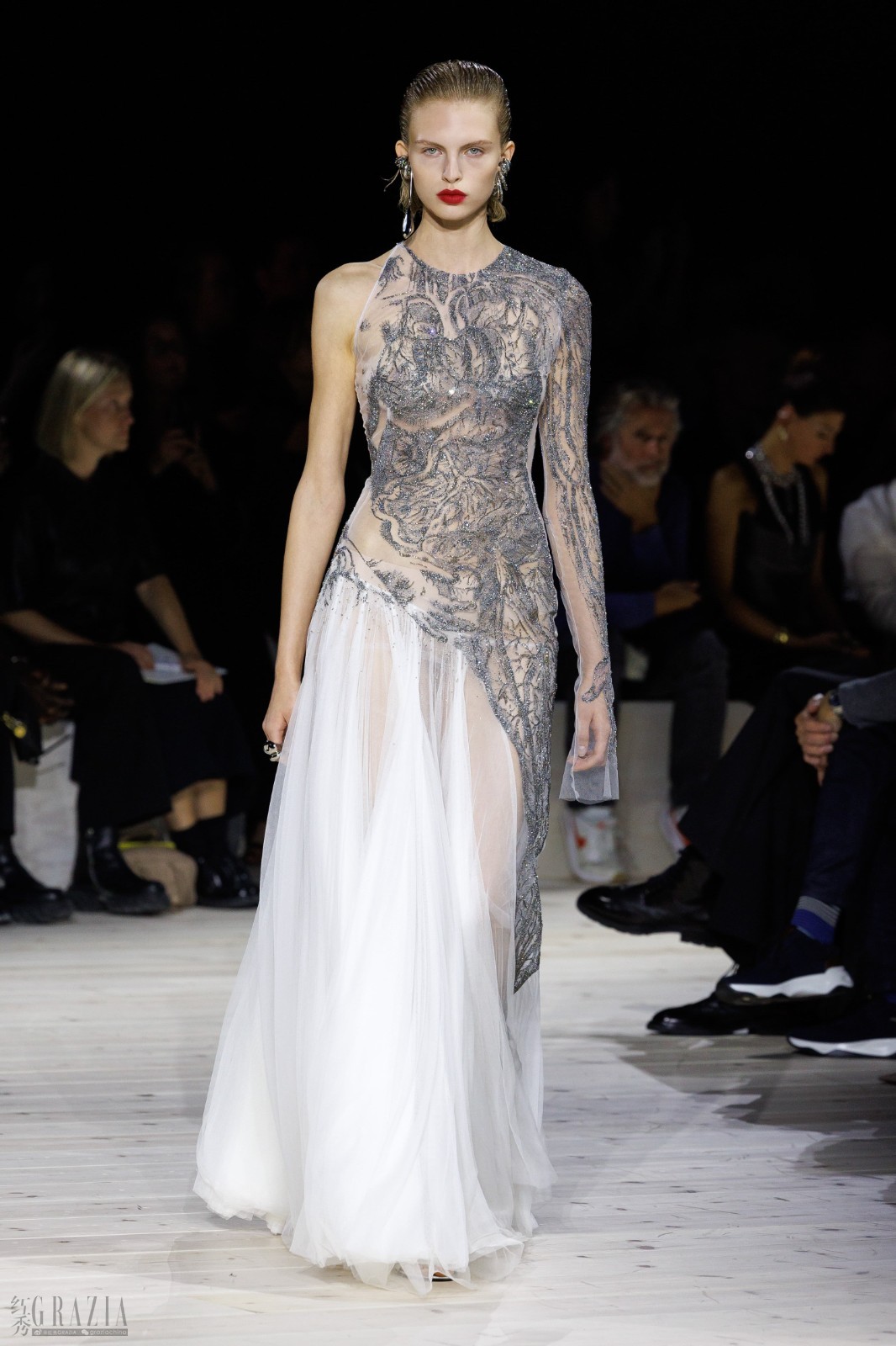 mrrpb20231002132228.jpg LOOK 44-min.jpg