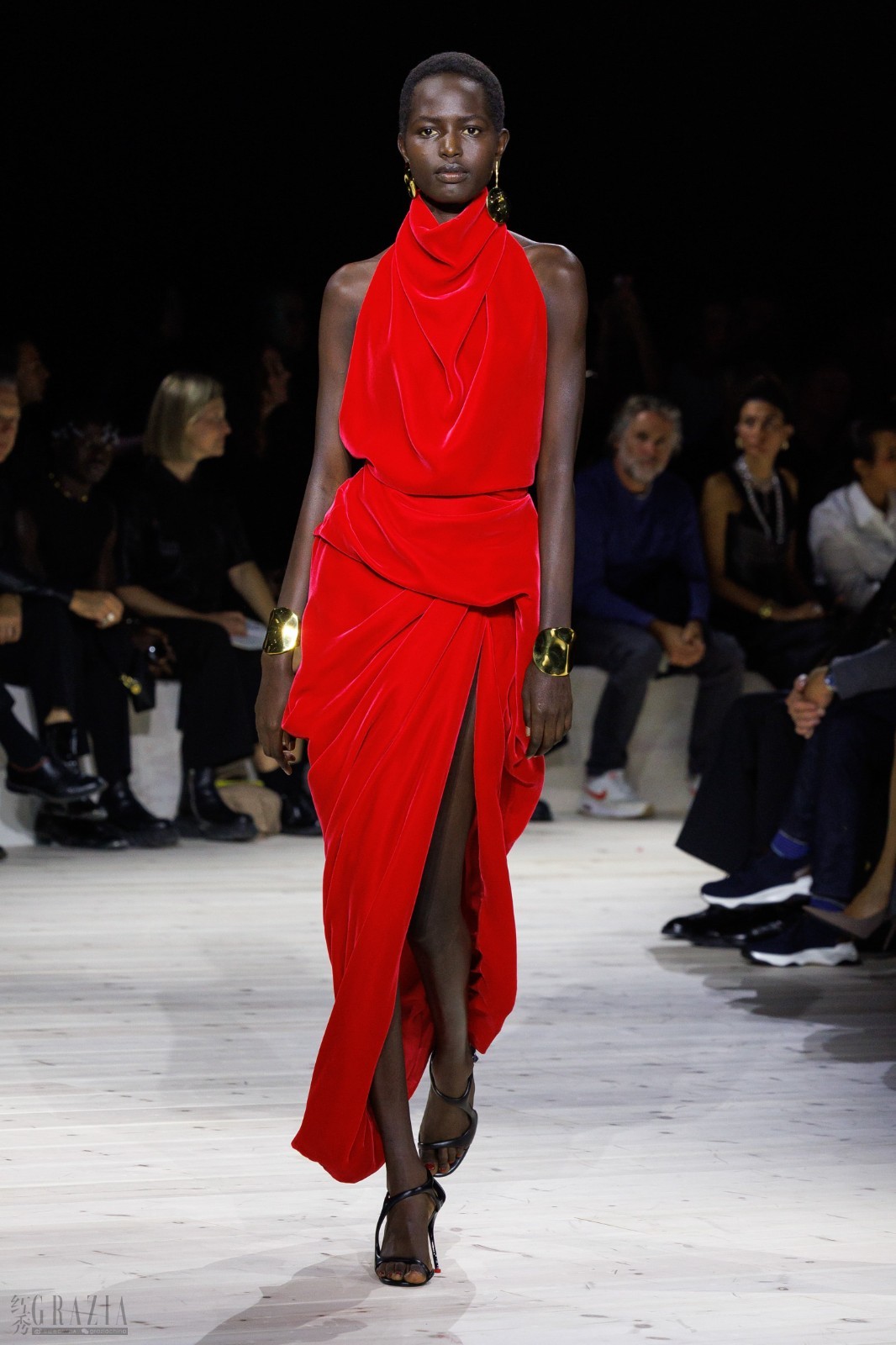 tsqoh20231002130440.jpg LOOK 16-min.jpg