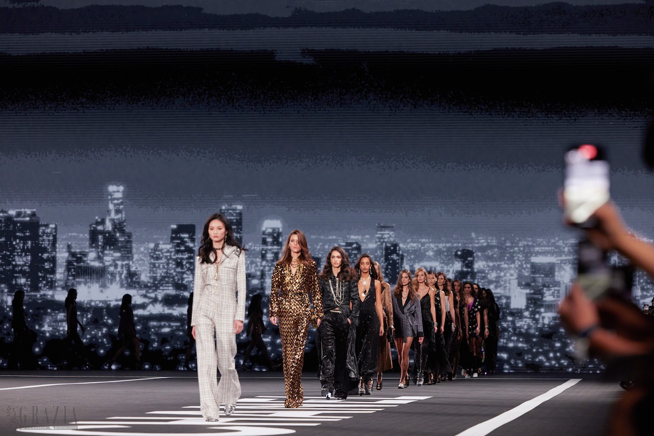 chanel_cruise-2023-24-show-in-shenzhen_finale-pictures-5-HD.jpg