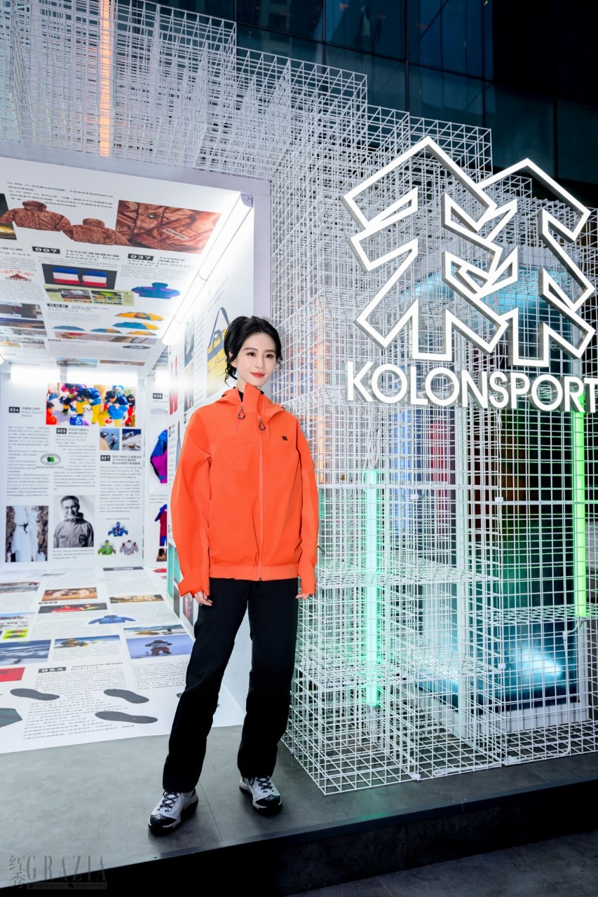 owxtt20231222172037.jpeg 图4 品牌代言人刘诗诗上海静安嘉里中心展览打卡图.jpeg